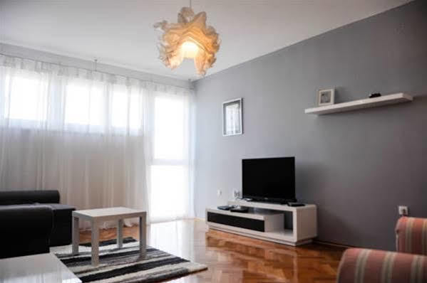 Town Center Apartments Zara Esterno foto