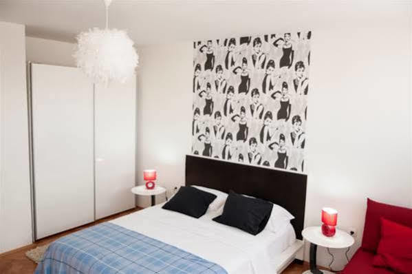 Town Center Apartments Zara Esterno foto